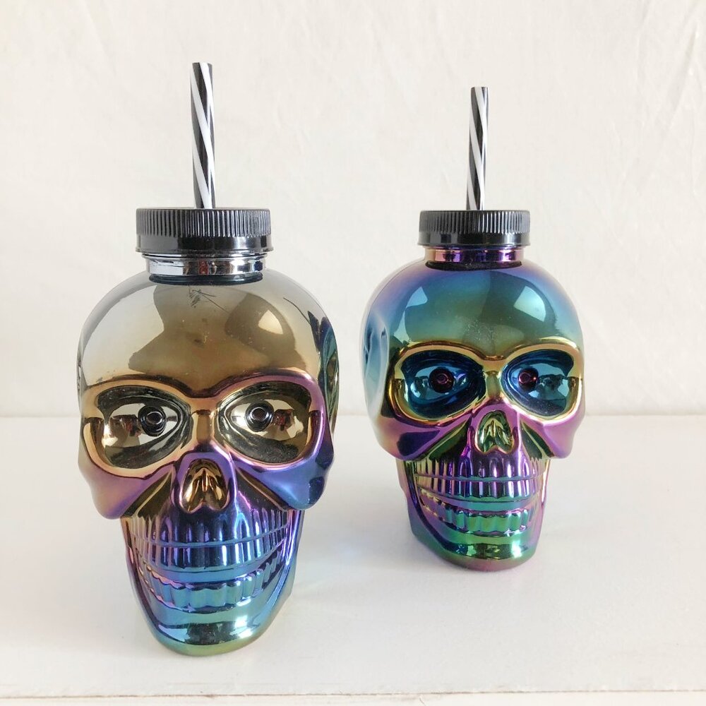 Skull Shape Plastic Water Bottles Chrome Metallic